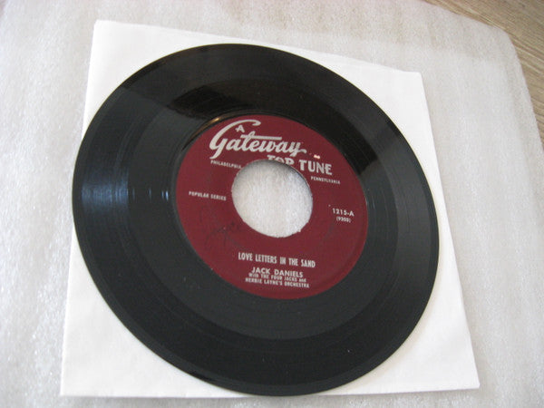 Jack Daniels W/ The The Four Jacks - Love Letters In The Sand / Dark Moon