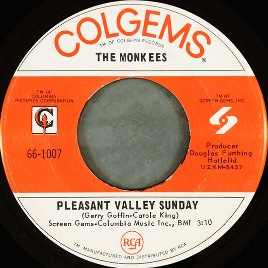 The Monkees - Pleasant Valley Sunday / Words